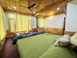 The Ridge Room - Valley View @ The Pine Pause Vacation rental in Himachal Pradesh