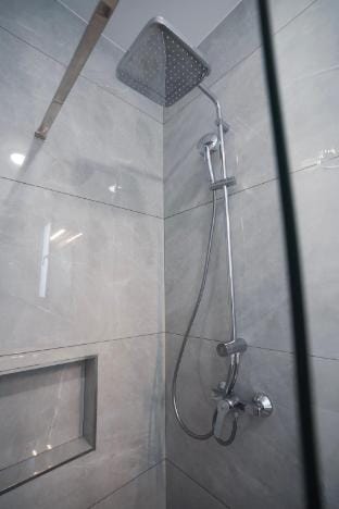 Elegant 2-Bedroom Apt with Private Terrace Apartment in Yeroskipou