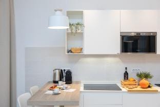 Colosseum Holidays - Three-Bedroom Apartment Vacation rental in Rome