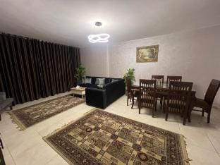 Luxury 4-Bedroom Apartment | Downtown View | WI-FI Vacation rental in Cairo