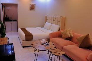 Quiet studio with side seating 4 Vacation rental in Riyadh