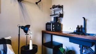 Fast Internet 500MBPS Staycation Along EDSA Vacation rental in Mandaluyong