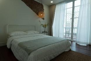 View Room 3 House of Patcha 302-share bathroom Vacation rental in Bangkok