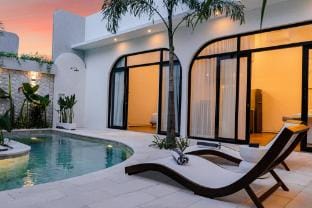 Uluwatu Houses Vacation rental in Bali