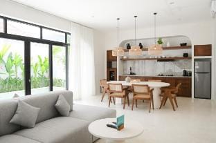 Villa Vos at The Icons Canggu Villa in North Kuta
