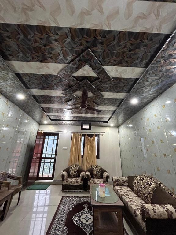 Anushri Lodge And Restaurants Hotel in Uttarakhand