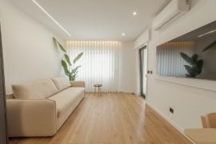 DOWNTOWN PREMIUM with BALCONY by VACATIONY Apartment in Porto