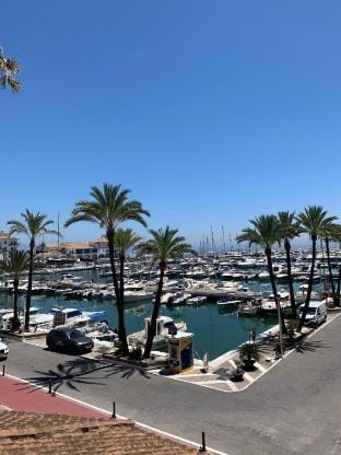Penthouse with swimming pool in Manliva Apartment in Costa del Sol