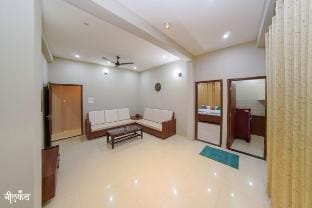 Neelkanth - 1-BHK Flat Near BHU Apartment in Varanasi