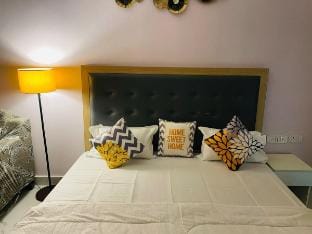 Wanderlust stays Vacation rental in Noida