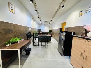The Yellow House Luxury Studio Gomti Nagar Lucknow Vacation rental in Lucknow