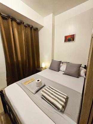 Cozy 1BR @ MOA w/ Wifi+Netflix+Pool+Washer Apartment in Pasay