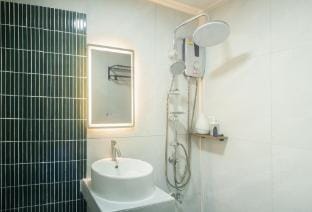 Uncle NID Hostel 2nd Floor Apartment in Bangkok