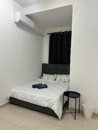 Aman Homestay Bandar Sri Sendayan Vacation rental in Port Dickson