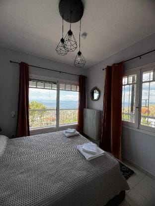Villa Panorama Saronida- escape Villa in East Attica Regional Unit, Greece