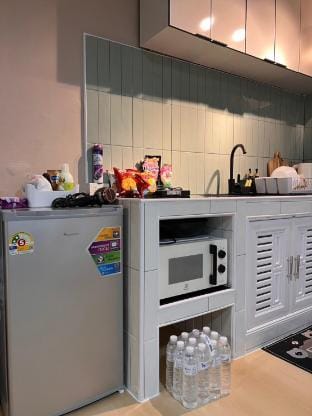 Cozy 2BR for 4 persons, Impact,Wi-Fi & Washer, DMK Vacation rental in Bangkok