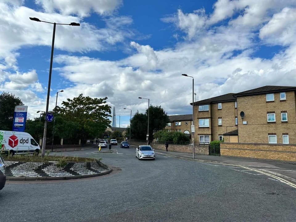 The Cosy Bay Near Tower Bridge Apartment in London Borough of Southwark