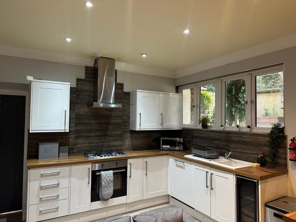 Stylish, Central Apartment in Clifton Apartment in Bristol