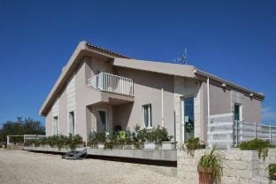Monolocale Deluxe AC Vacation rental in Scicli
