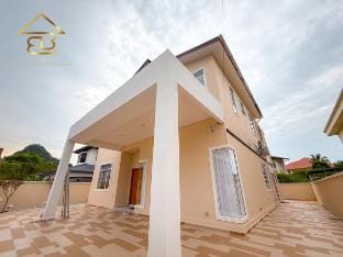 Aesthetic Muji Pool Villa in Ipoh | 5BR 24Pax Vacation rental in Ipoh