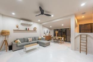 *Rooftop Sea View Modern Pool Villa, Rawai V211 Villa in Rawai
