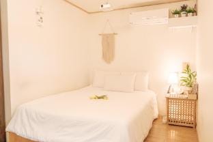 애월 한담길스테이 Bed and Breakfast in South Korea