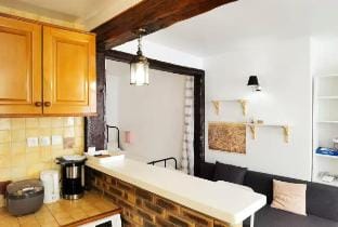 French-style Apt/3mns to metro/Paris Latin Quarter Vacation rental in Paris