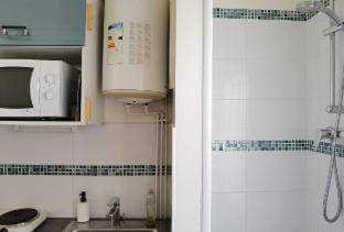 Sunshine Studio with Elevator/ near to Metro Vacation rental in Paris