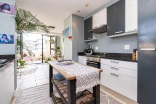 The Decks Long Street Vacation rental in Cape Town