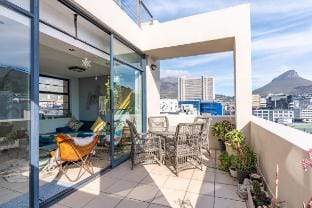 The Decks Long Street Vacation rental in Cape Town
