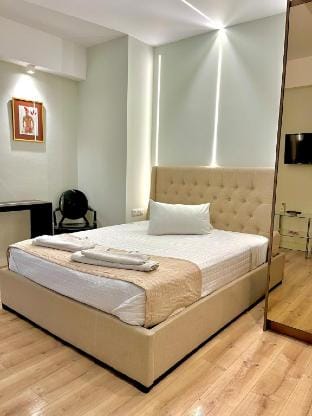 OlympianZeushouses 2.4 Vacation rental in Athens