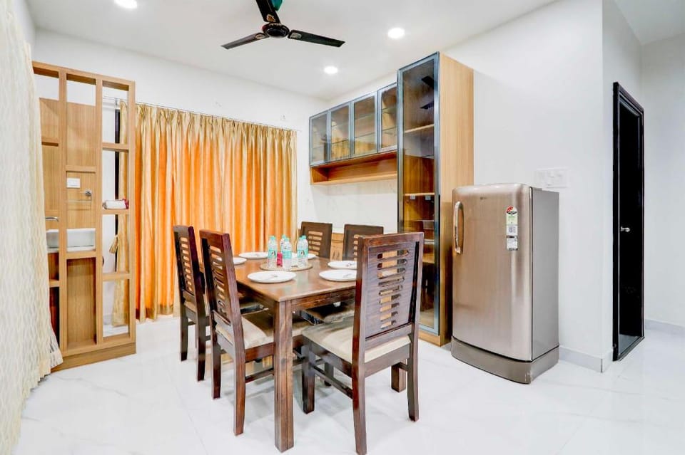 Townhouse Chanda Nagar Hyderabad GSM Mall Hotel in Hyderabad