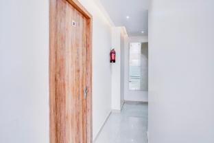 Townhouse Oak Lahartara Railway Bridge Near Bus Stop Hotel in Varanasi