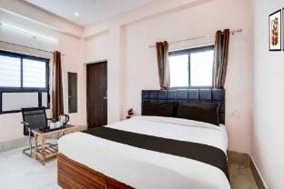 Hotel O Prayag Central Railway Junction Hotel in Uttar Pradesh