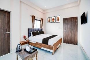 Hotel O Prayag Central Railway Junction Hotel in Uttar Pradesh