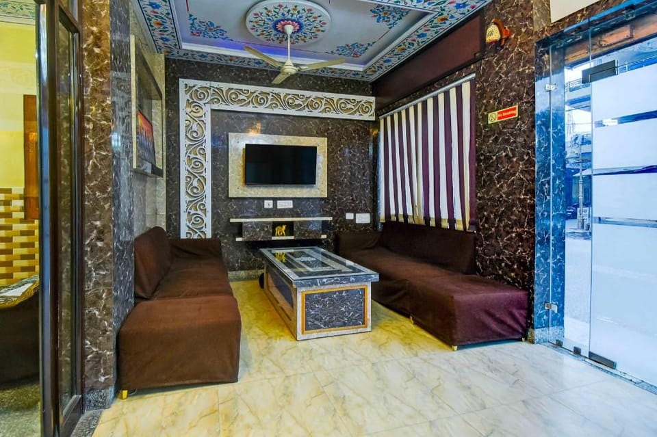 Hotel O Ramgarh Mod Near Hawa Mahal Hotel in Jaipur