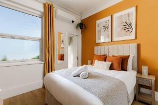 Hyde Park Designer Serviced Apartments with A/C Apartment in City of Westminster