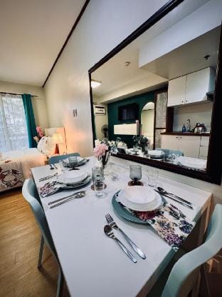 Le Nook Cozy Staycation | Tagaytay | Pool, Netflix Vacation rental in Tagaytay