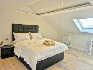 Stylish Urban Retreat - 3 ensuite bedroom Flat  Apartment in London Borough of Camden
