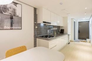#Elivator#FreeParking #SeoulCenter #Upto 4 people Vacation rental in Seoul