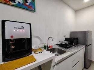 Relax+The Home Theater(Netflix) @Trefoil SetiaAlam Vacation rental in Selangor, Malaysia
