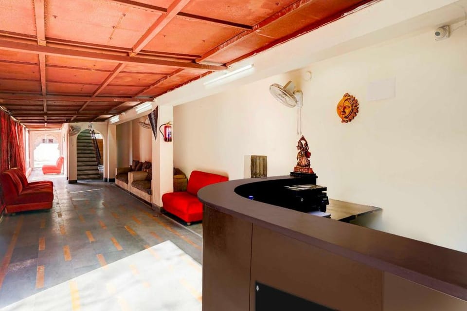 Collection O Meera Marg Near Bani Park Hotel in Jaipur