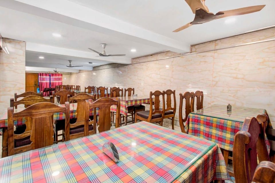 Collection O Rajbagh Hotel in India