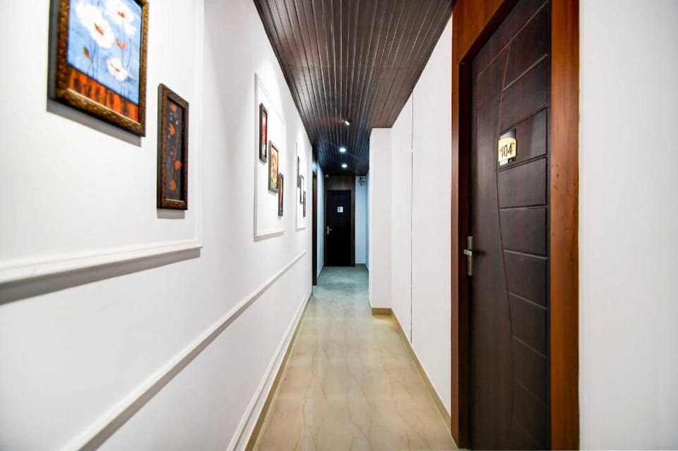Hotel O Chinar Park Near Airport Hotel in Kolkata