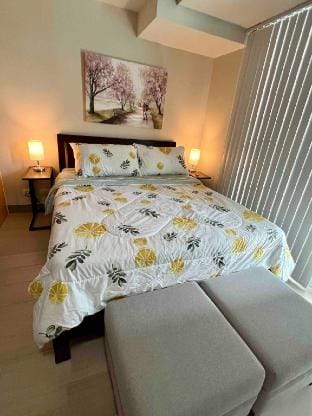 Condo at the heart of BGC (Uptown Parksuites) Apartment in Makati
