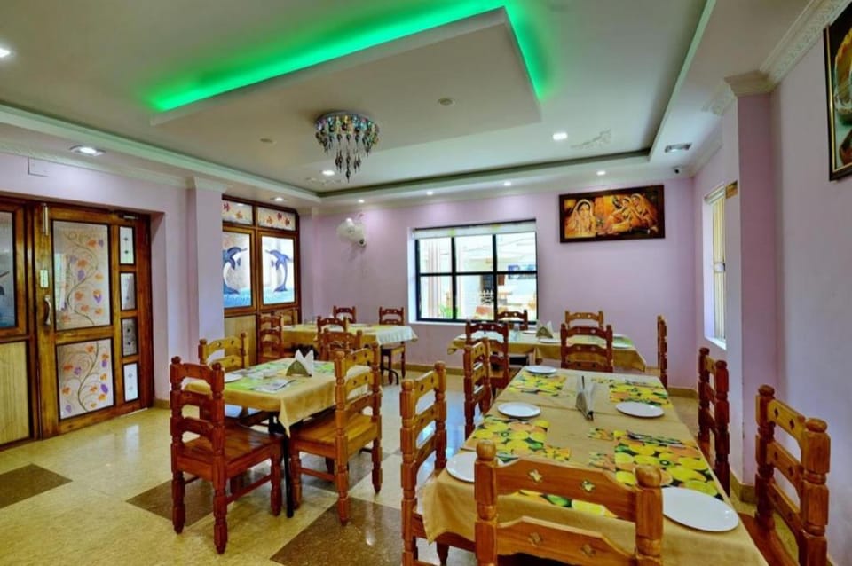 Goroomgo Sambit International Puri Hotel in Puri