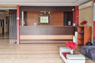 TwoSpaces Living at Kutisari Residence, Surabaya Vacation rental in Surabaya