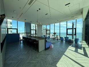 The Base Blue Horizon Hotel（蓝色地平线酒店） Vacation rental in Pattaya City