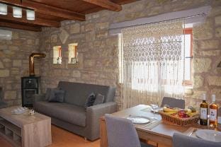 SundayMar Stone House Vacation rental in Crete