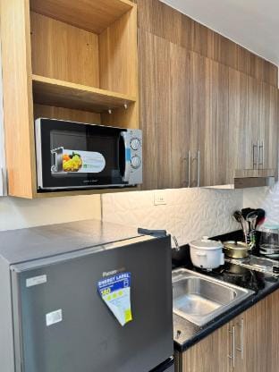 Elegant Private Room Shore 3 MOA Vacation rental in Pasay